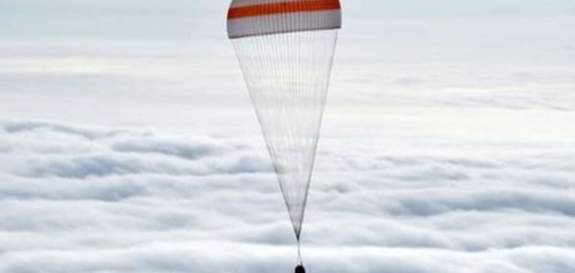 Екіпаж космічного корабля 'Союз ТМА-18М' успішно приземлився в казахських степах