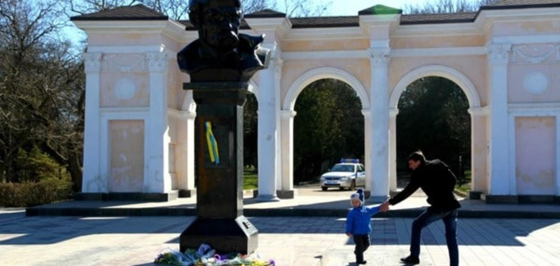 Окупанти не дозволили кримчанам вшанувати пам'ять Тараса Шевченка