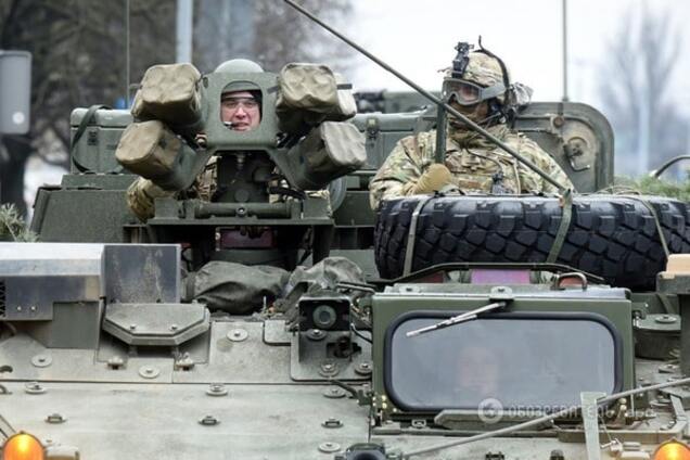 Главком НАТО в Европе выступил за предоставление оружия Украине
