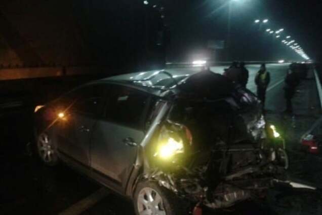 ДТП с фурой под Киевом: пострадал 7-летний ребенок