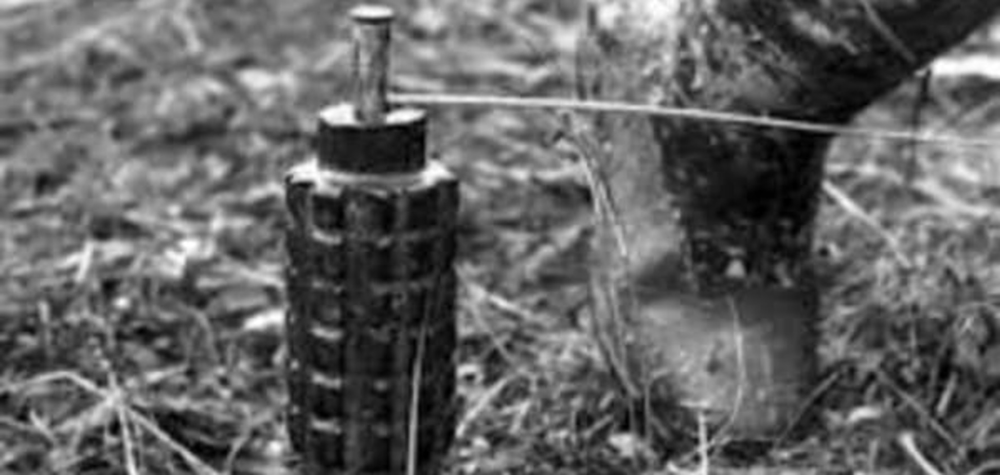 На Луганщині український воїн підірвався на розтяжці, ще один отримав поранення