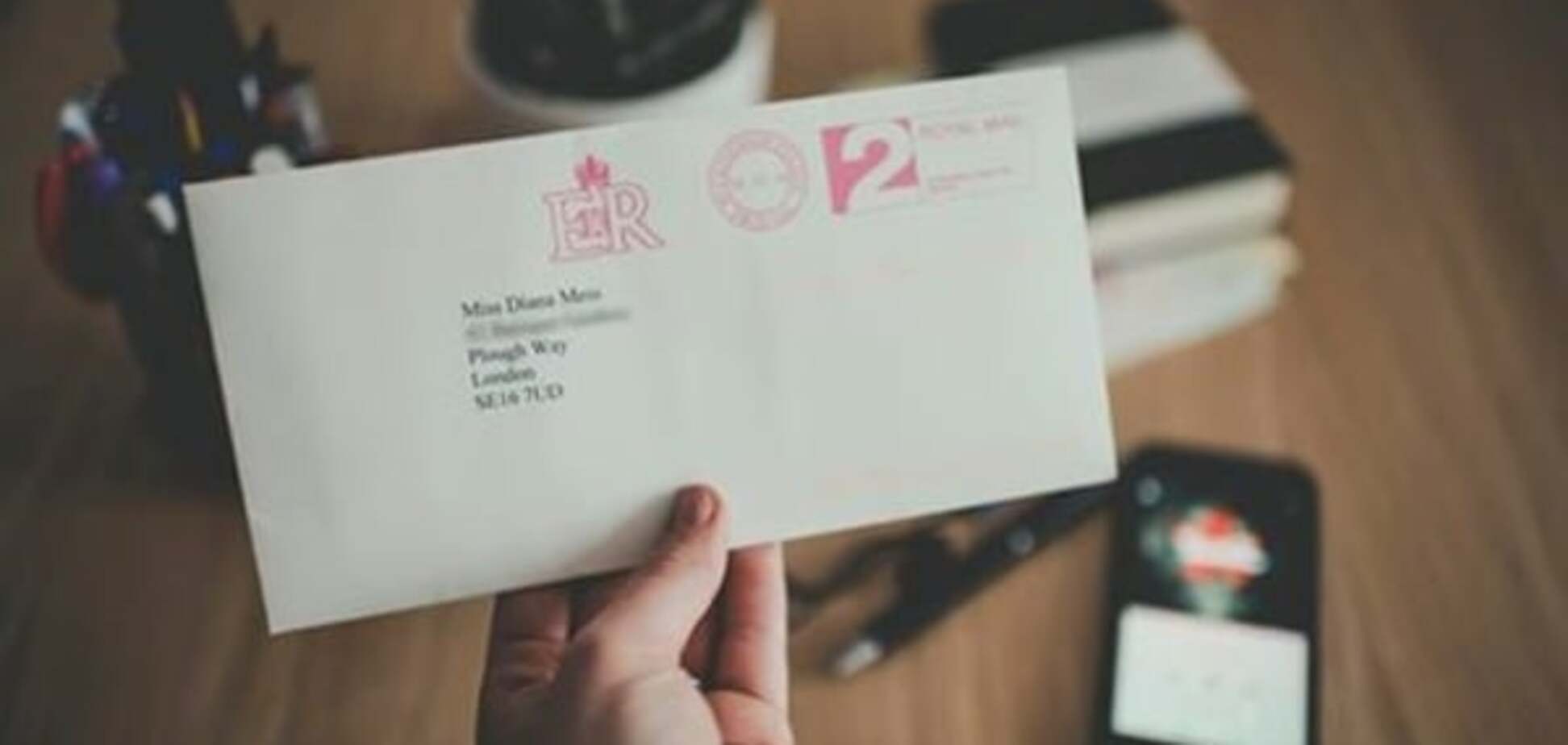 Королева Великобритании поддержала украинку в британском отборе на 'Евровидение-2016'