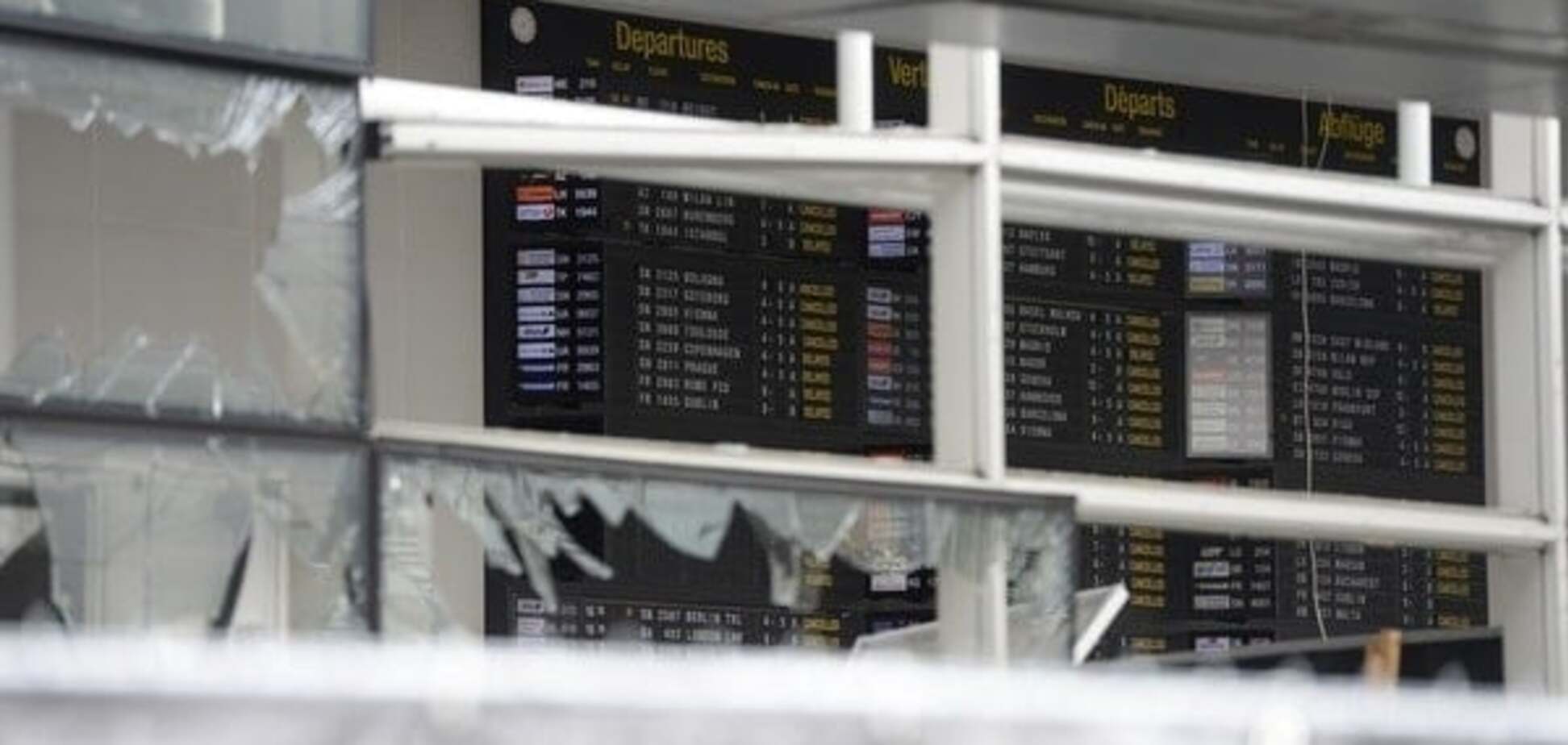 У мережі з'явилося нове відео вибуху в аеропорту Брюсселя