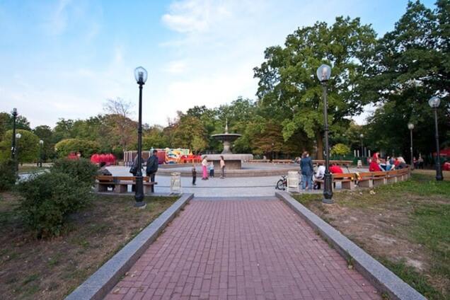 Застройщика обязали оградить Голосеевский природный парк