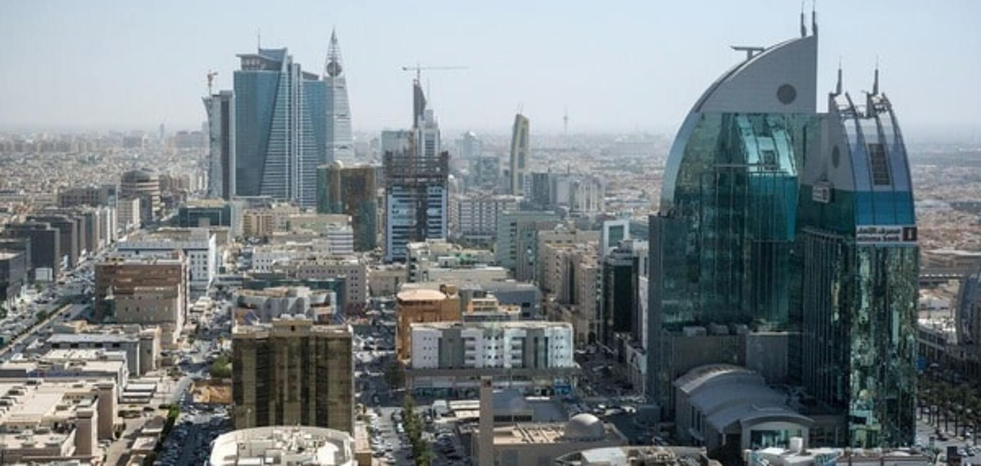 Нафтозаміщення: Саудівська Аравія перемкне економіку з чорного золота