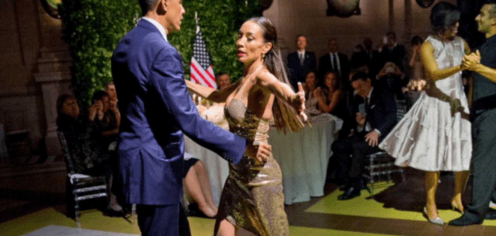 Барак Обама танцует