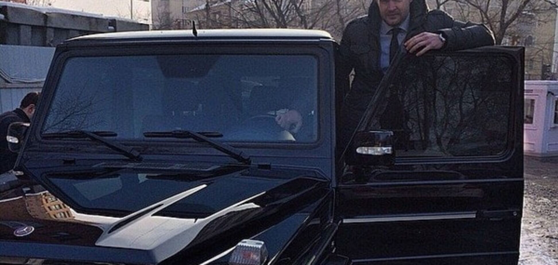 Infinity, Mercedes и развлечения: в сети показали, как живет прокурор из команды Сакварелидзе