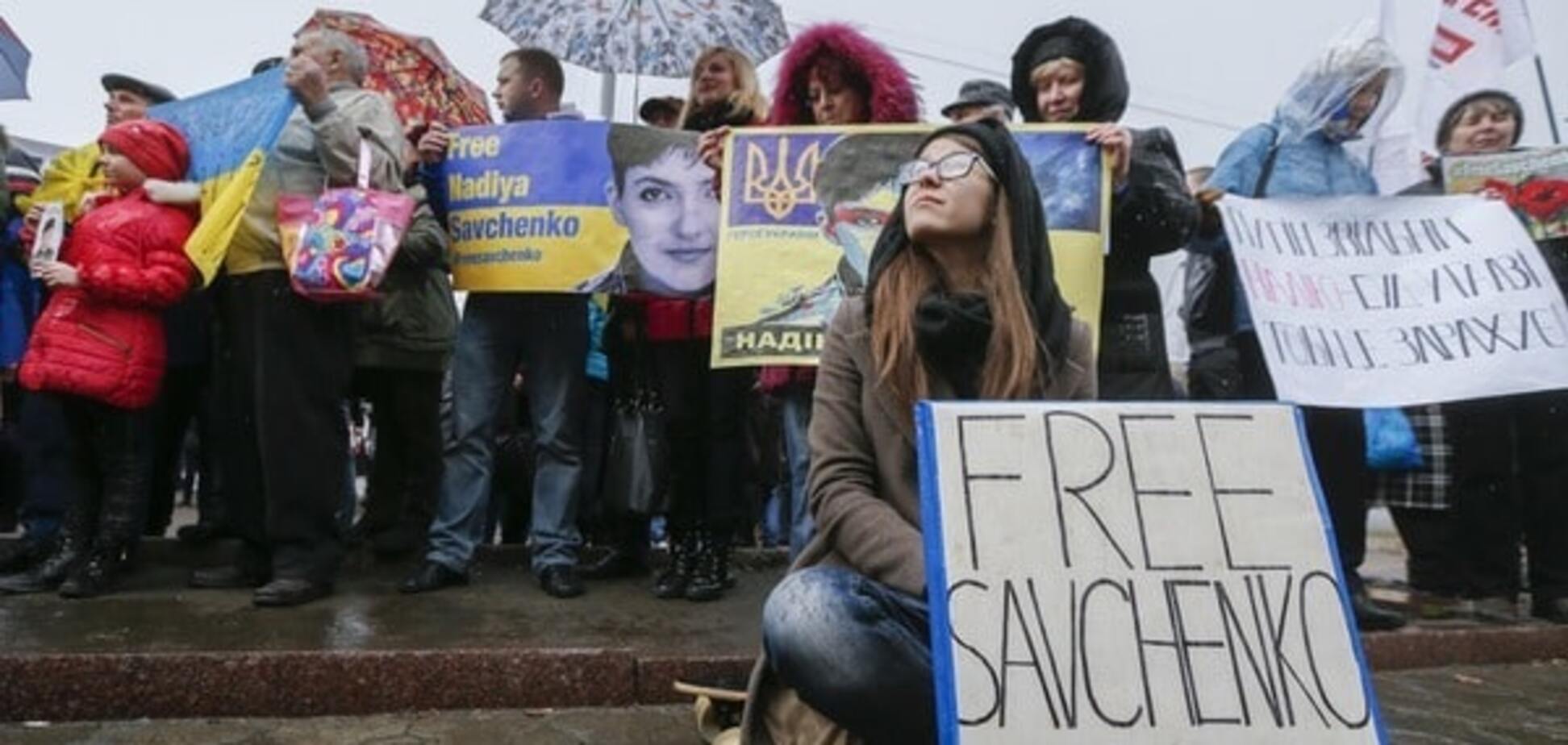 Кремль примет решение о судьбе Савченко в течение двух недель - адвокат
