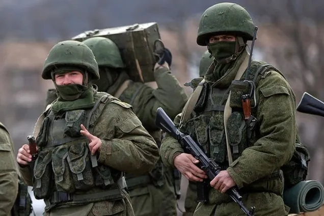 Российские солдаты в Крыму