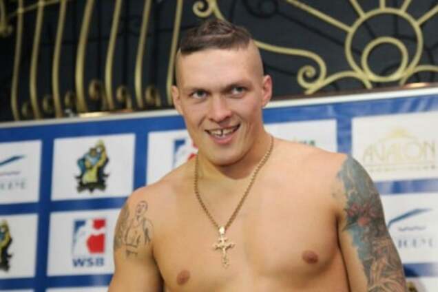 Александр Усик