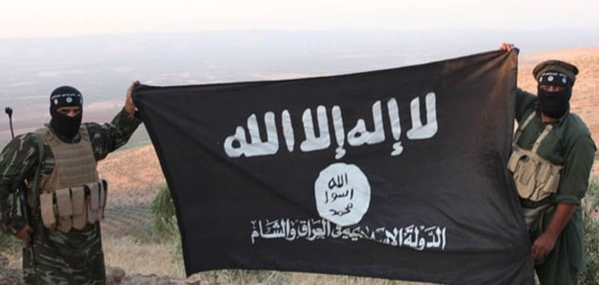 Сирійські військові зірвали і демонстративно спалили прапор ІДІЛ у Пальмірі