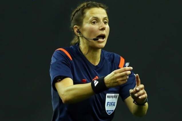 Лучшая арбитр мира будет судить матч чемпионата Украины по футболу