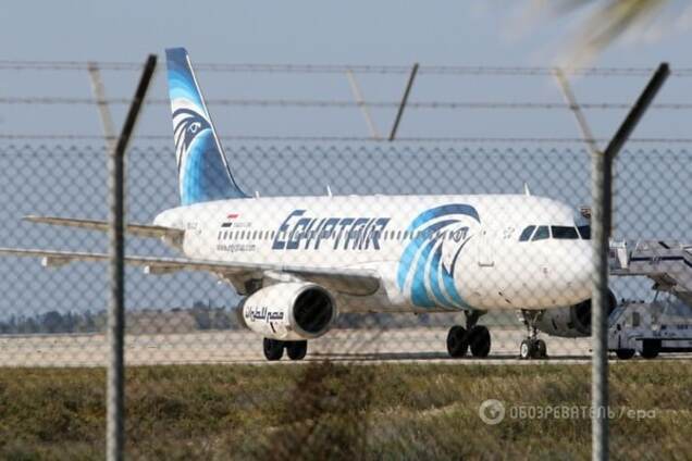 Захоплення лайнера EgyptAir: на борту залишилося лише четверо пасажирів