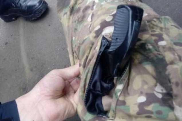 В полиции рассказали, кем оказался мужчина, стрелявший в Харькове на детской площадке