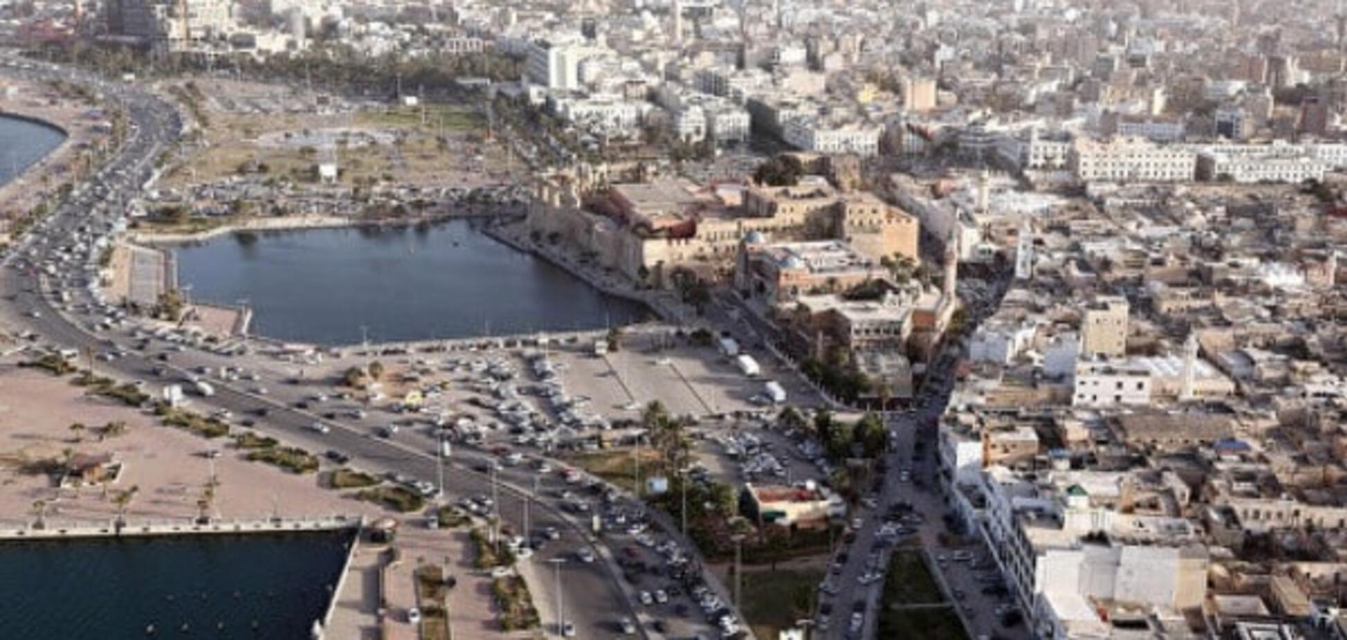 У столиці Лівії прогриміли потужні вибухи: в місті почалася стрілянина