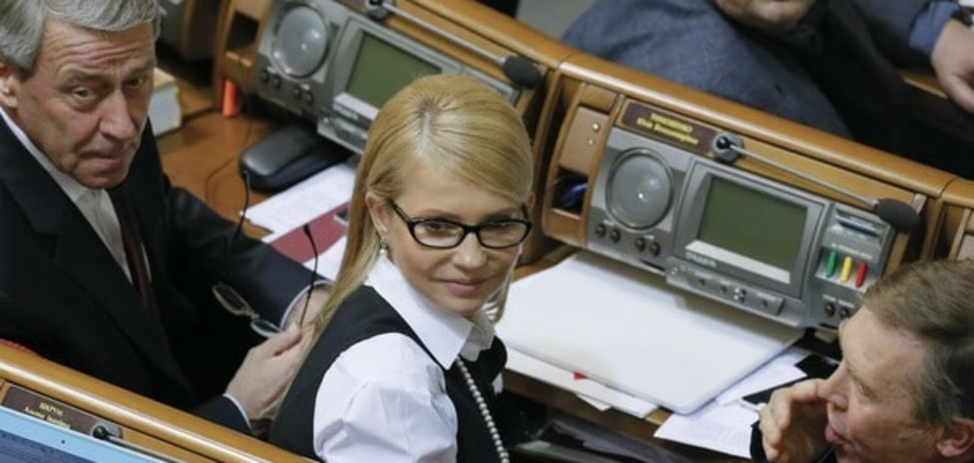 Політичний колапс: у Яценюка відмовляються виконувати всі вимоги Тимошенко