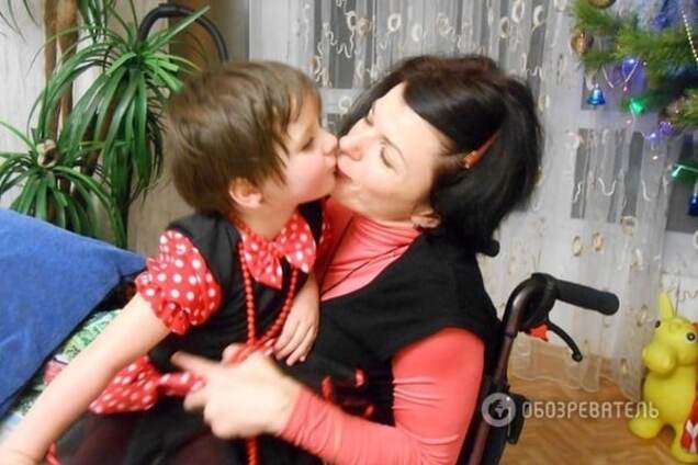 'Я повинна встати на ноги - заради дочки!' Неймовірна історія кохання і стійкості киянки з ДЦП