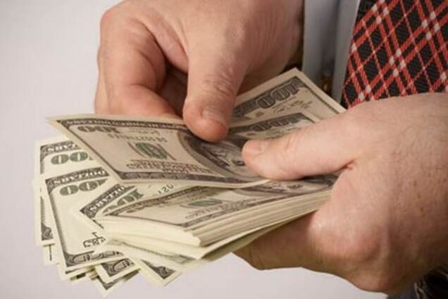 Усе йде за планом: економіст розповів, скільки буде коштувати долар через місяць