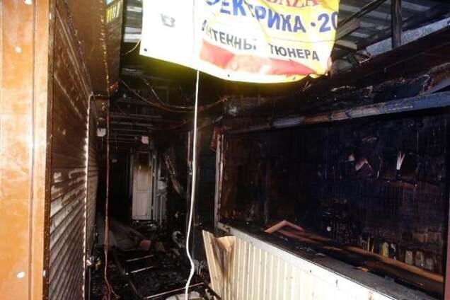 Пожежа на радіоринку в Києві: в ДСНС розповіли подробиці