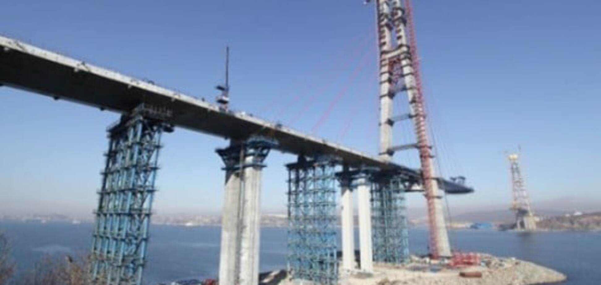 Росія пішла на військовий злочин під час будівництва Керченського мосту - правозахисник