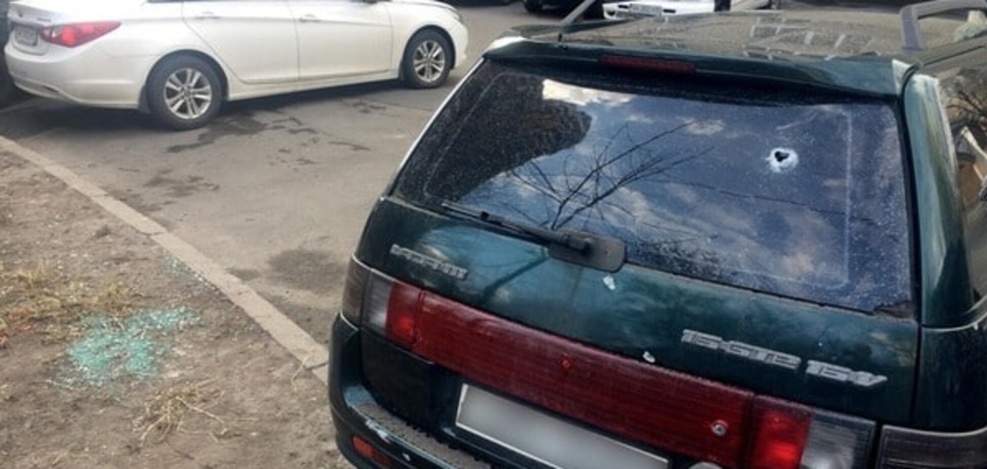 Появились фото и видео момента взрыва возле машины Парасюка