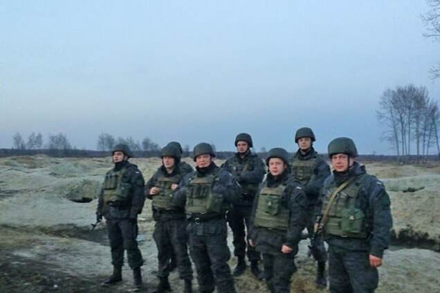 На Житомирщине ввели Нацгвардию охранять янтарные месторождения