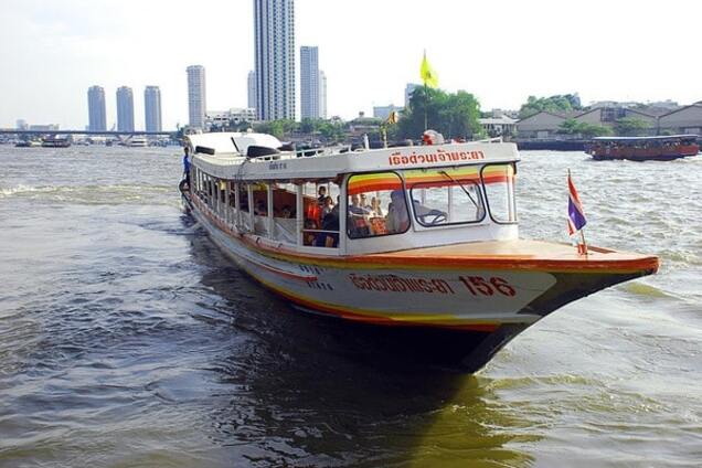 У Бангкоку відбувся вибух на річковому трамваї: понад 50 постраждалих