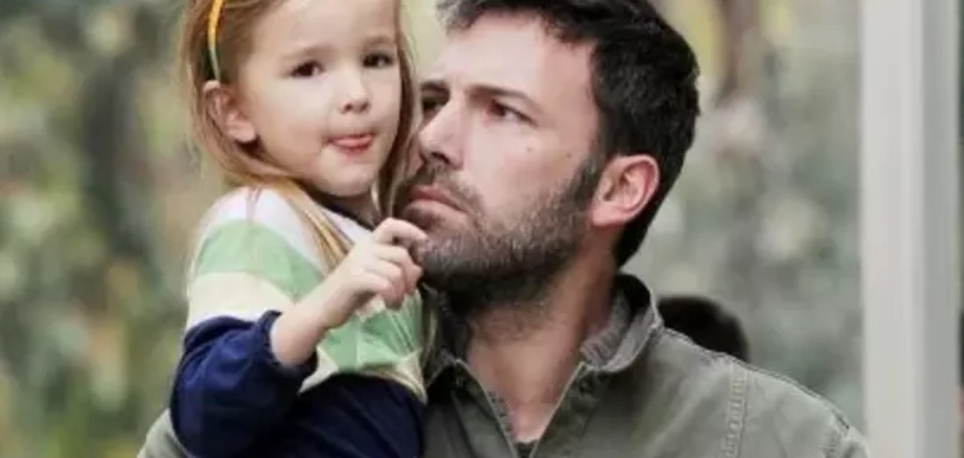 Отцовская любовь: заботливые голливудские звезды со своими малышами