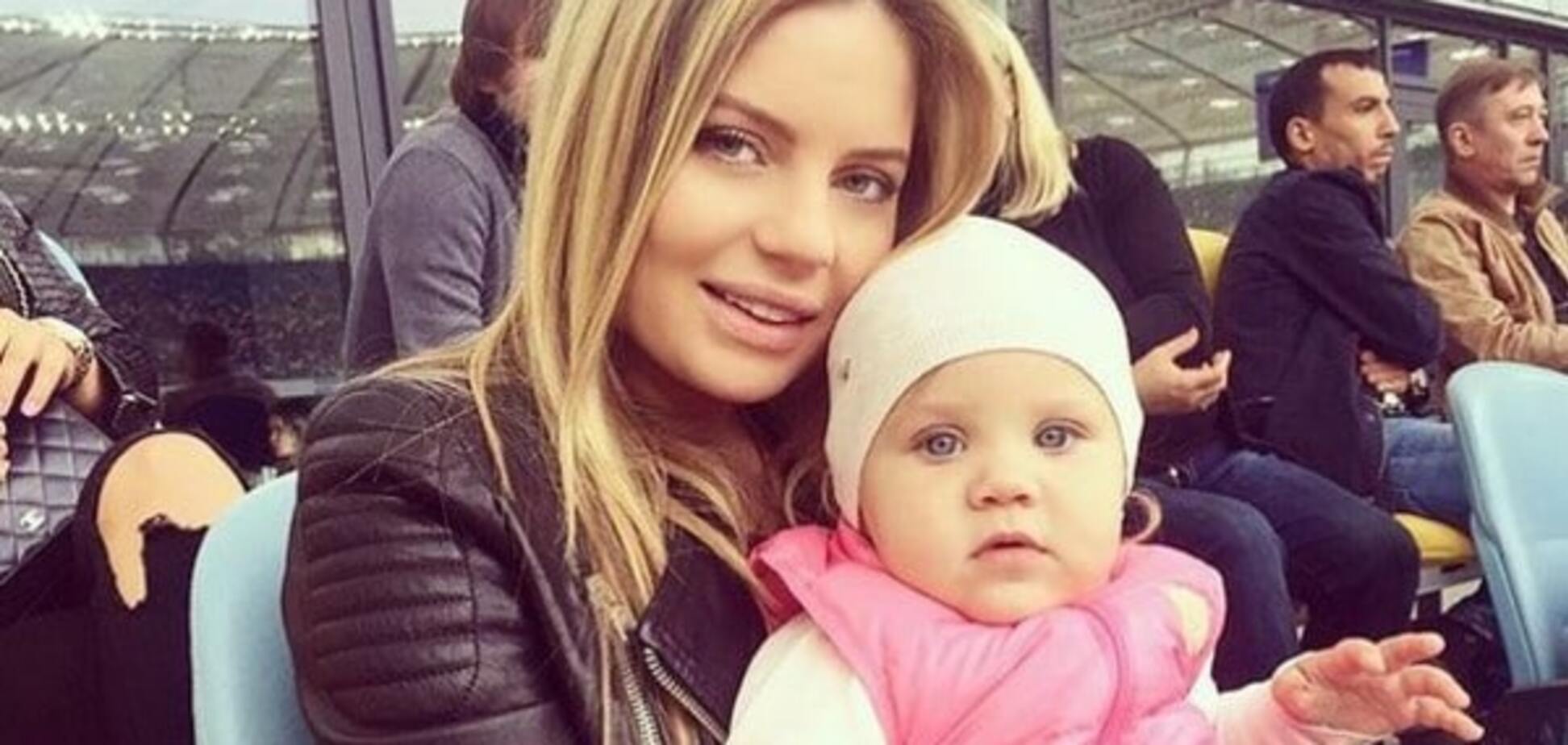 'Сереженька, я здесь!' Жена футболиста 'Динамо' рассказала о сумасшедших фанатках мужа