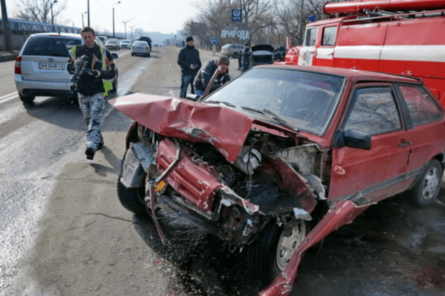 Появились фото двух масштабных ДТП в Киеве