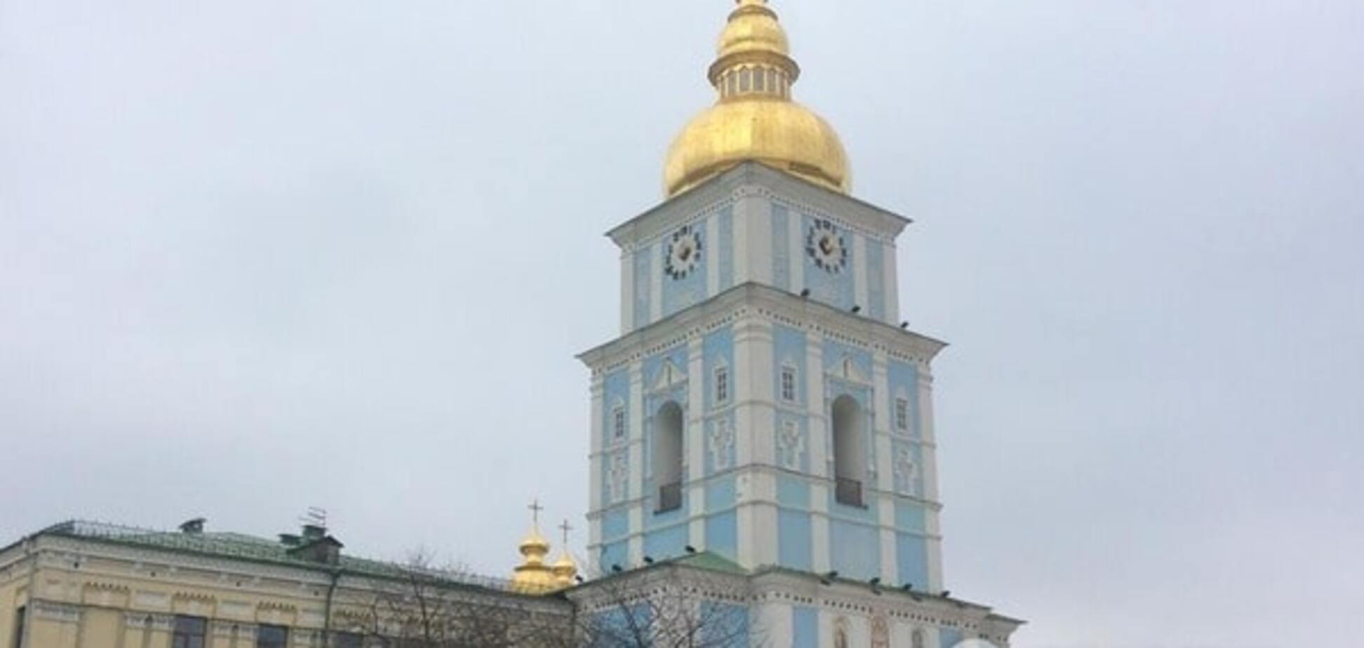У Києві з Михайлівського собору вкрали частку мощей святої Варвари