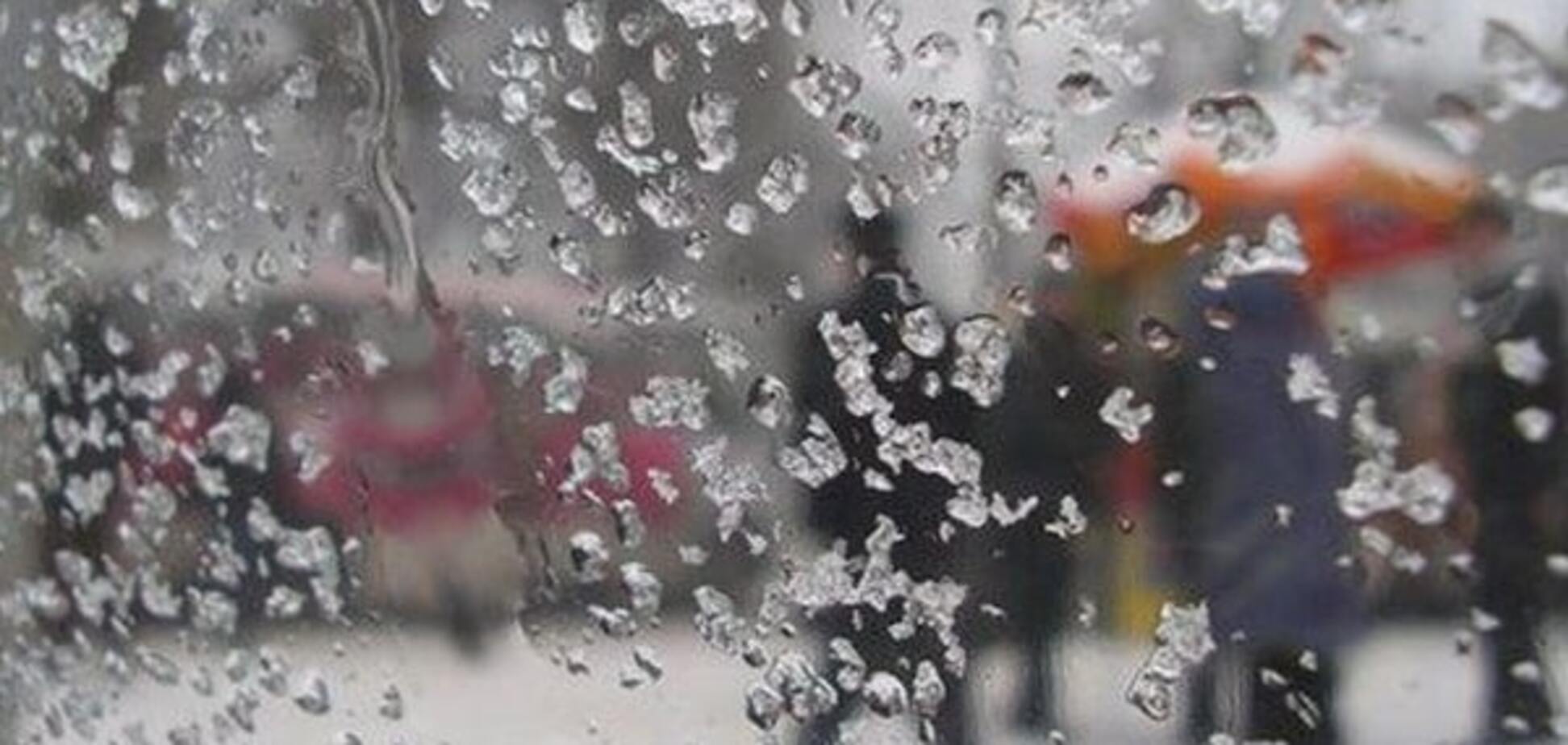 Холод, сніг та дощі: синоптики уточнили погоду на вихідні в Києві