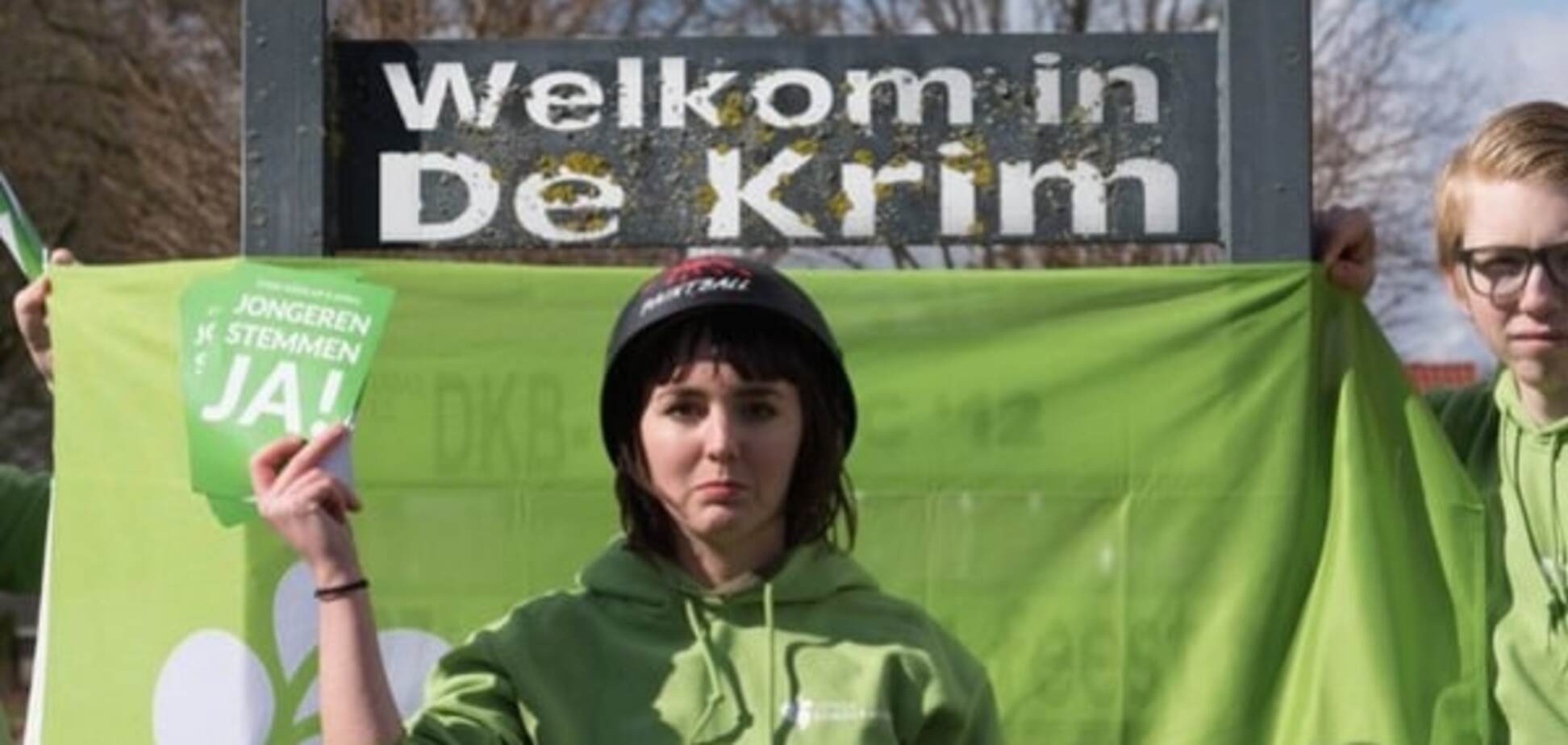У Нідерландах 'зелені чоловічки' в танках 'анексували' Крим: опубліковано відео
