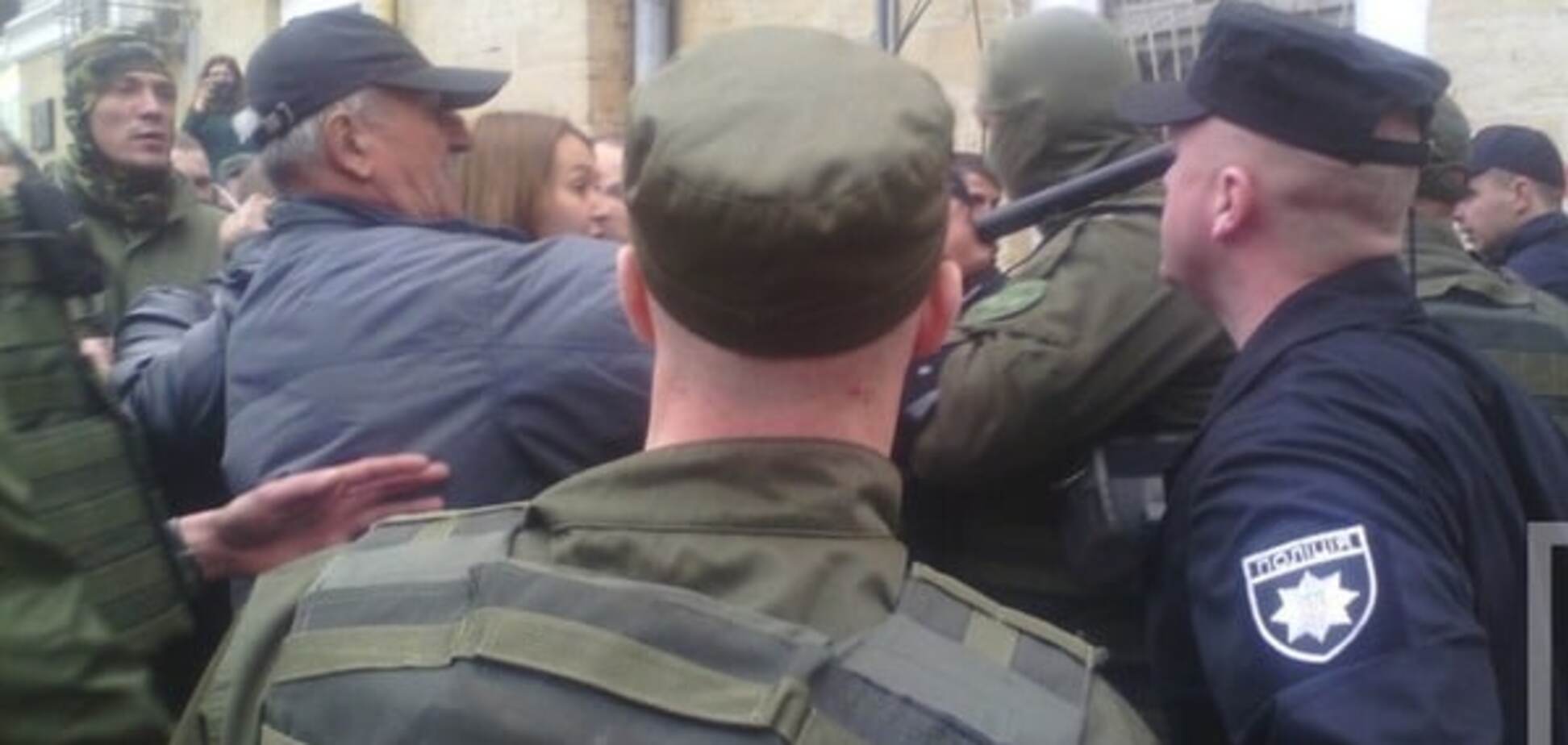 В Одесі відбулися зіткнення через георгіївські стрічки і прапор Росії: опубліковані фото