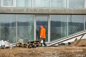 Лайнер. Появились фото необычного дома, в котором будут жить Домрачева и Бьёрндален