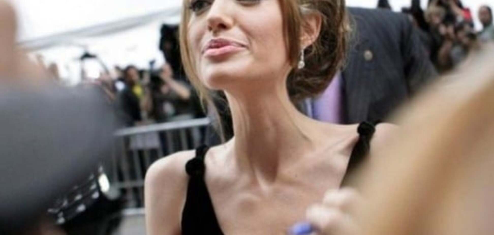 Angelina Jolie