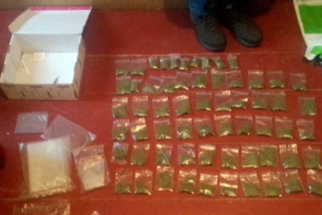 наркотики, торговля