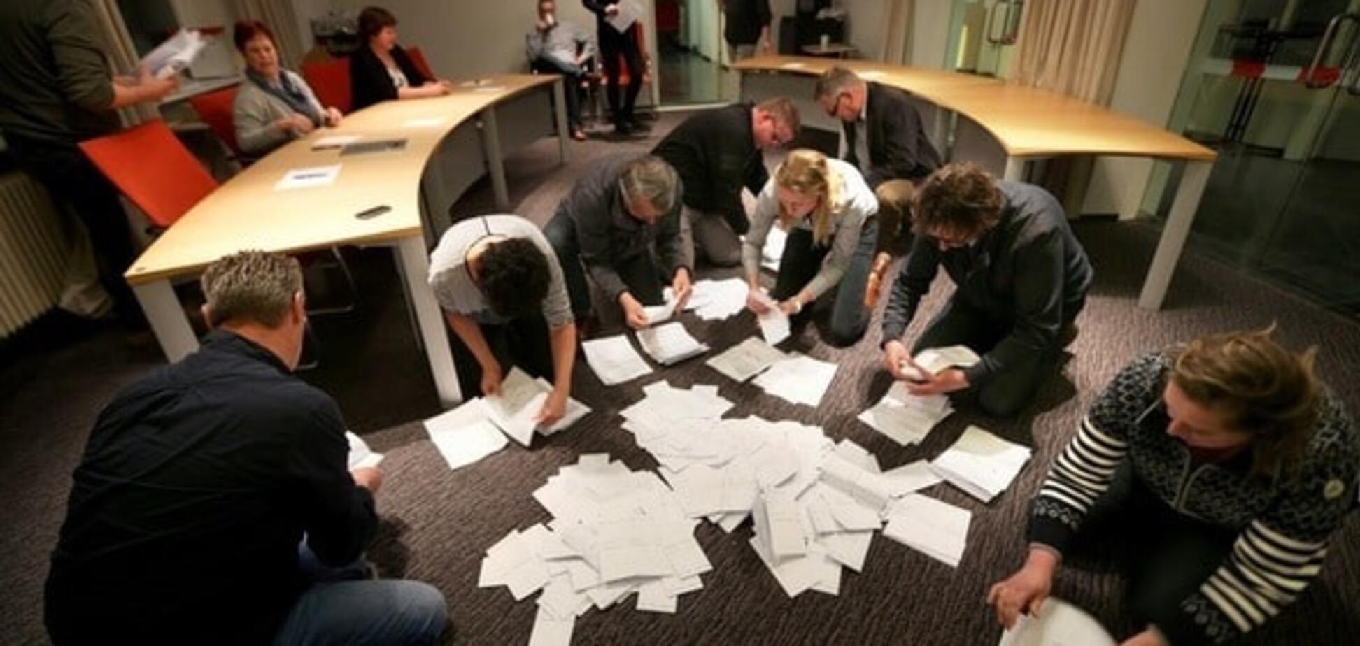 Томбінський: референдум у Голландії не змінить співробітництво ЄС і України