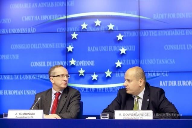 Томбінський уточнив слова журналіста про терміни подачі пропозиції про скасування віз