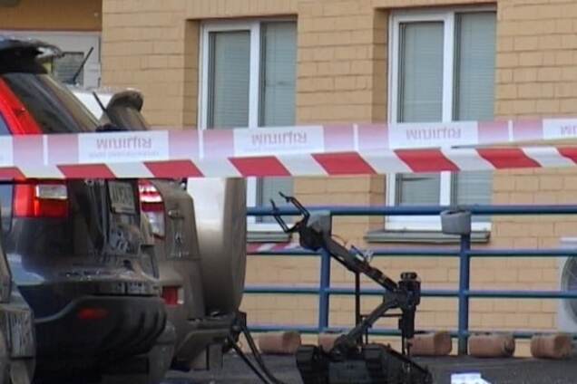 Взрыв автомобиля в Святошинском районе в Киеве