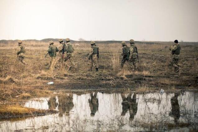 Военные, солдаты, срочники