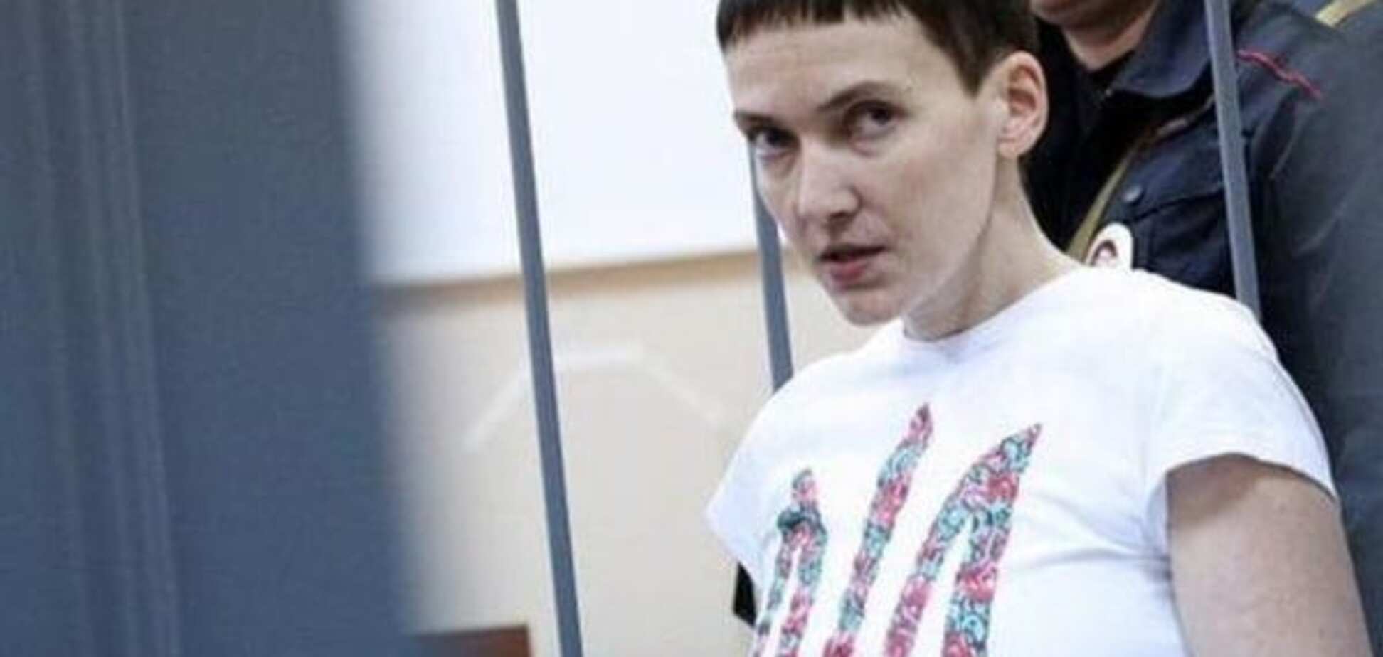 Ганяють по кабінетах: тюремники знову не пустили сестру до Савченко