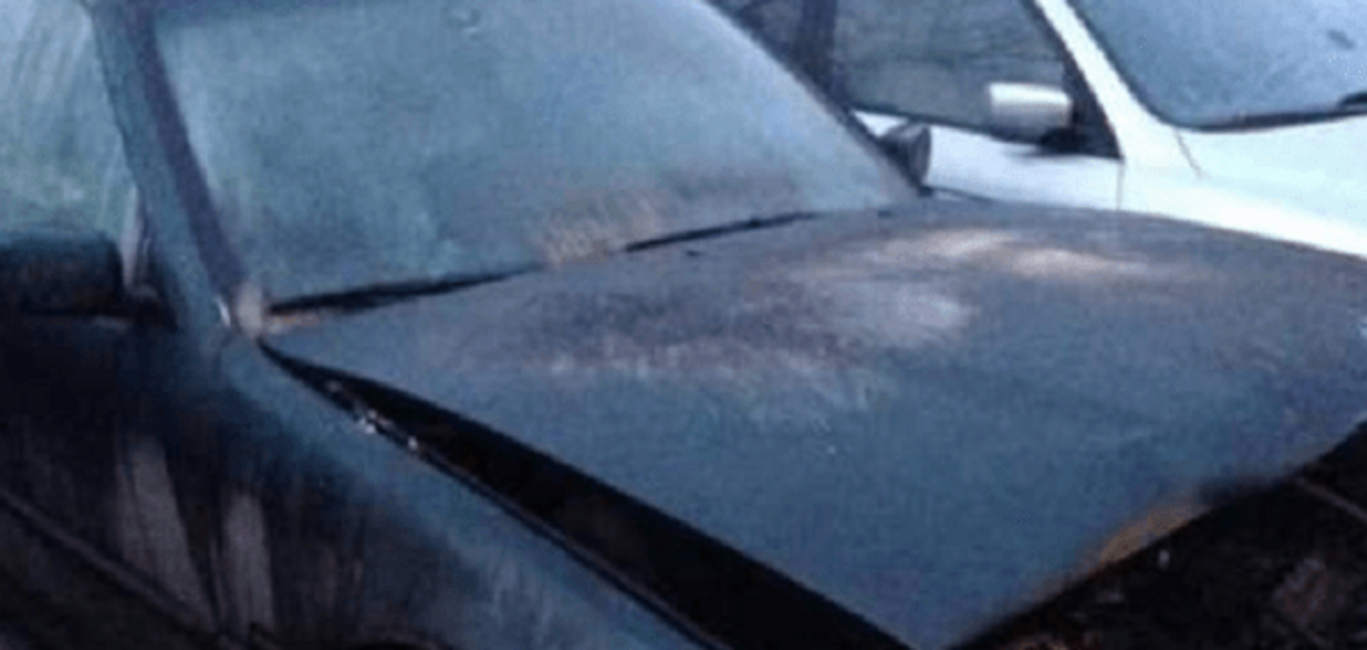 Небезпечна діяльність: активісту 'Дорожнього контролю' підпалили авто