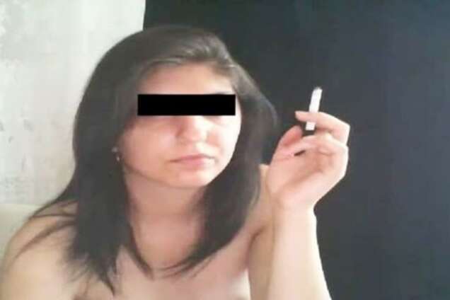 учительницу уволили из-за порно