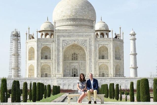 Кейт Миддлтон и принц Уильям в Тадж-Махале