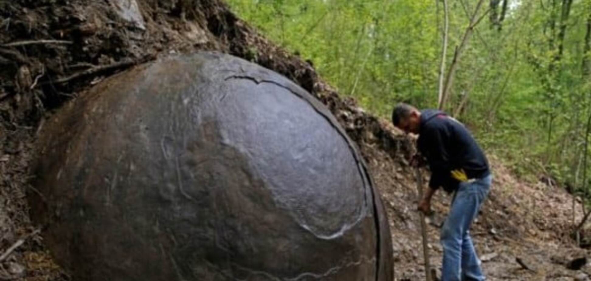 У Боснії археологи знайшли загадкову кам'яну кулю