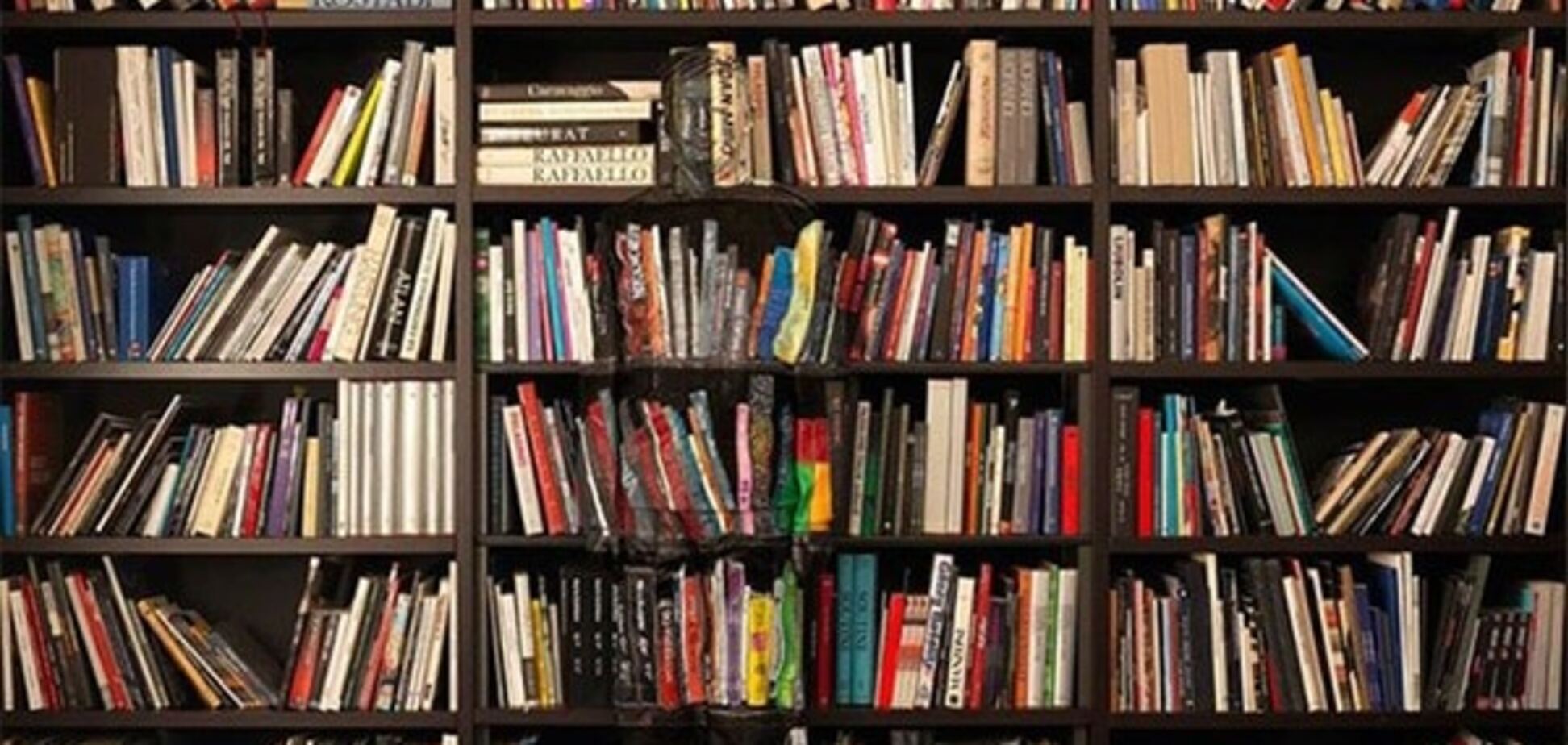 Від Чорновола до Клінтон: 10 найочікуваніших новинок Книжкового Арсеналу 2016