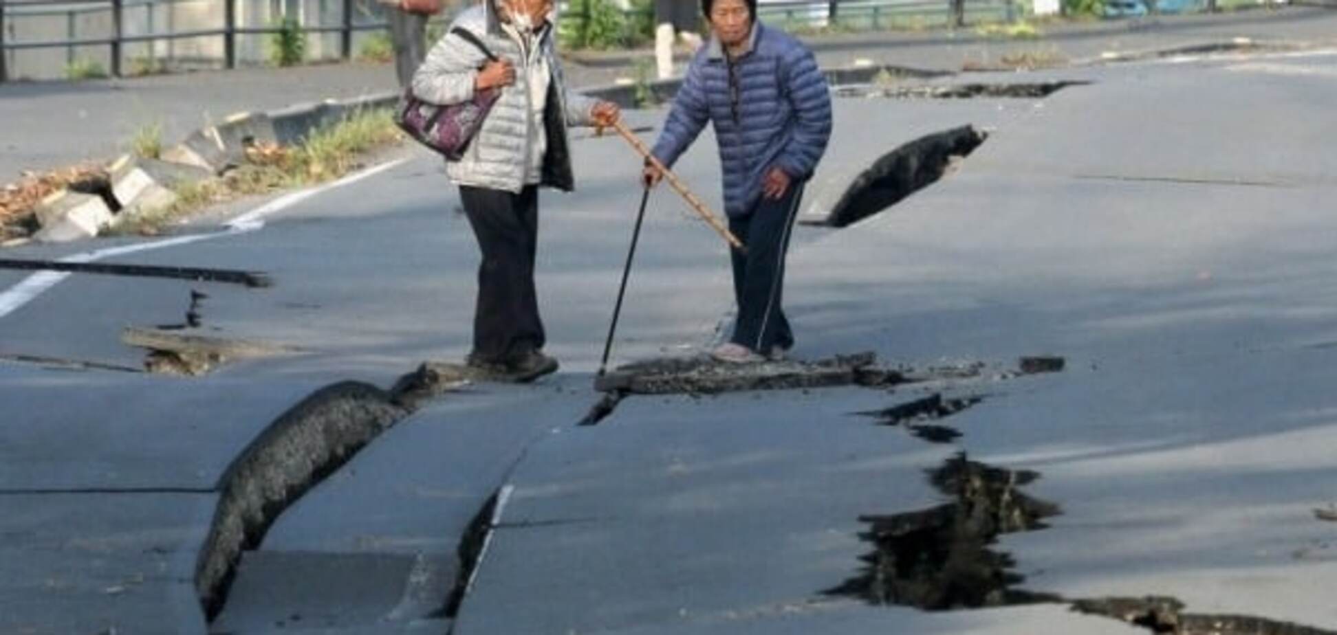 Японию поразило новое мощное землетрясение 