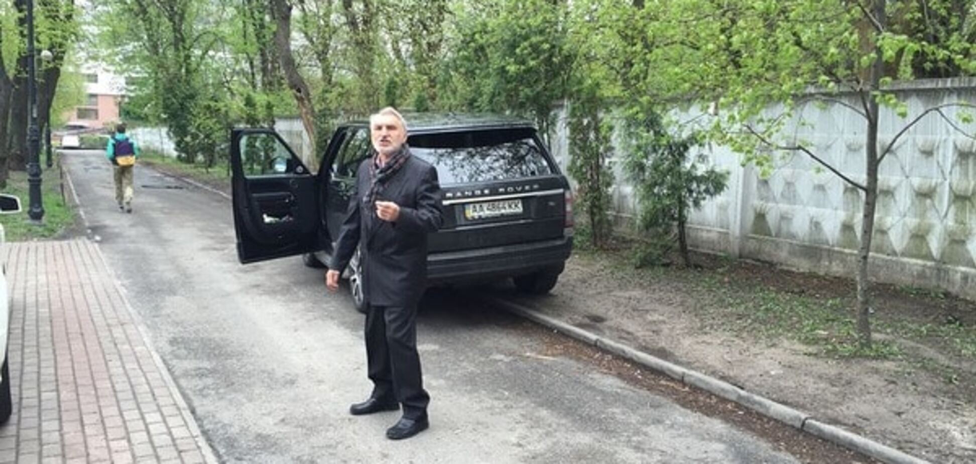 У Києві герой парковки у відповідь на зауваження погрожував автоматниками 