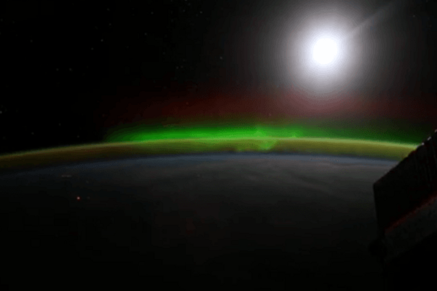 У NASA показали дивовижне полярне сяйво, яке зняли з космосу